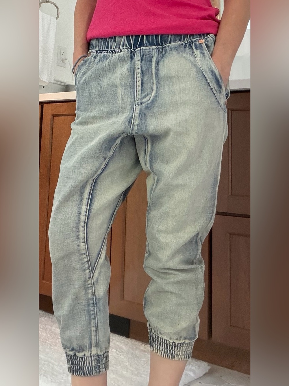 One Teaspoon - Light Wash Women’s Pull-On Harem Style Jeans